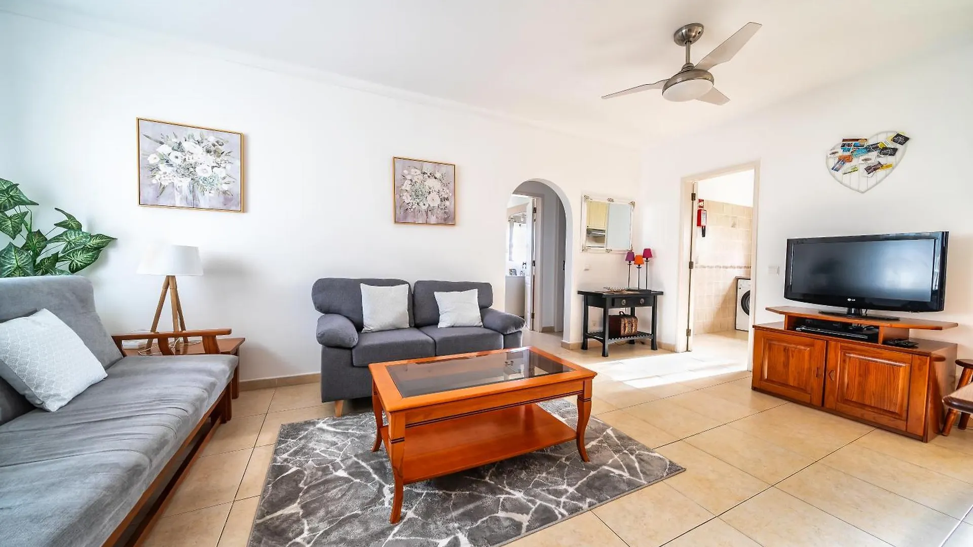 Oasis Park 2 Bedroom Top Floor Apartment At72 Portimao 0*,  Portugal