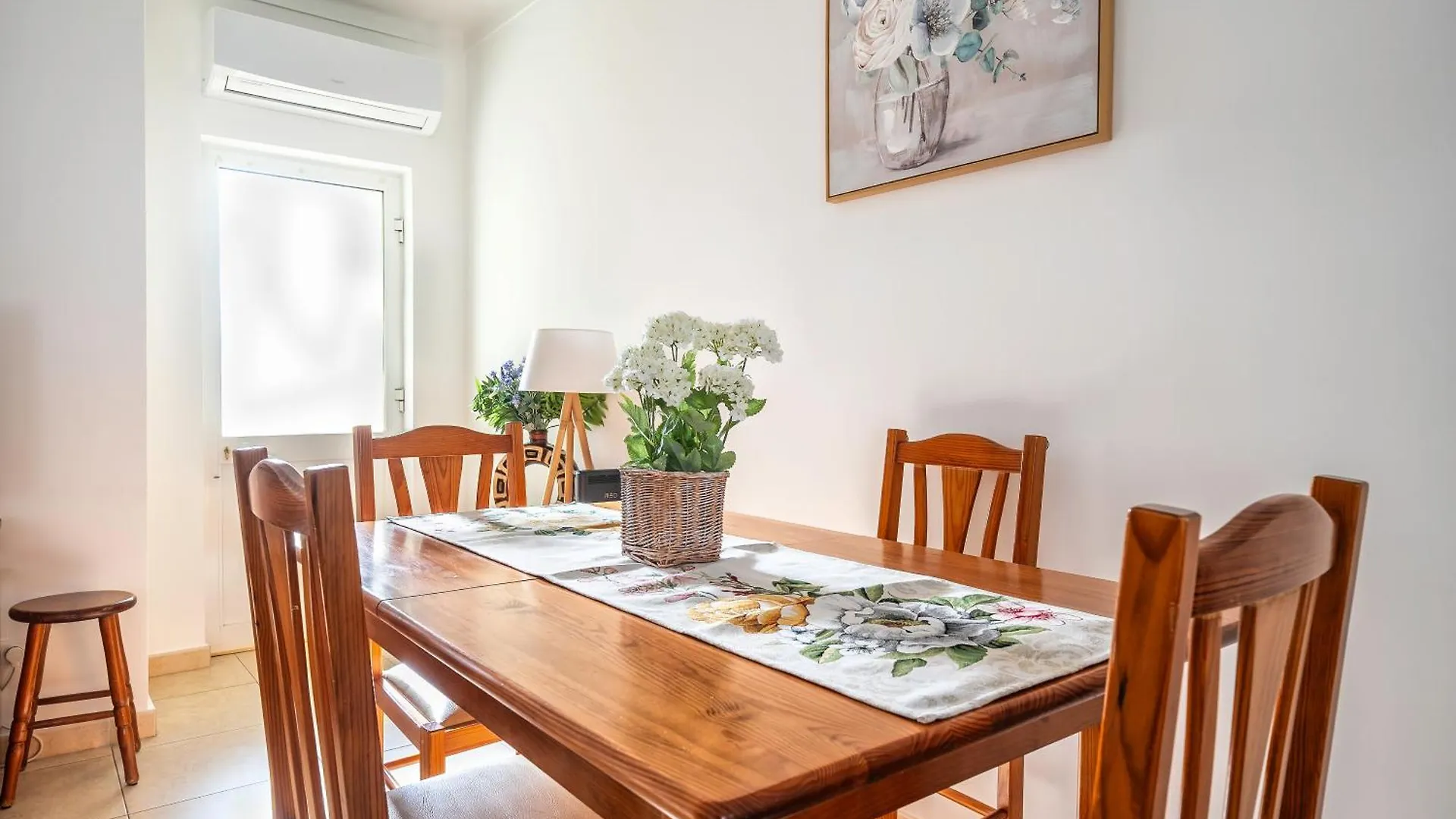 Oasis Park 2 Bedroom Top Floor Apartment At72 Portimao